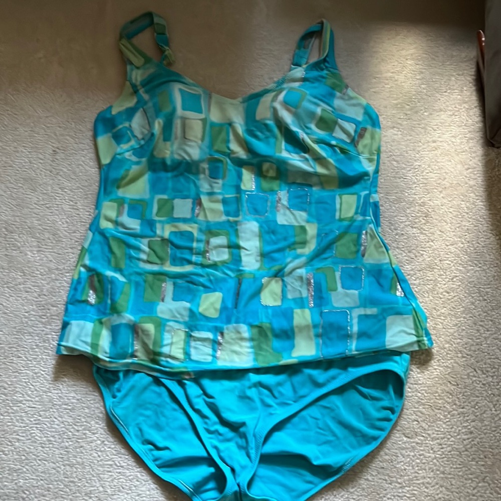 Anita tankini sz 12 C cup